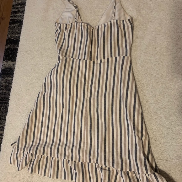 Cream and blue striped dress. - Picture 3 of 3